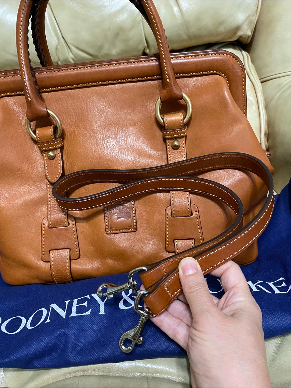Dooney & Bourke LARGE Framed Doctor Bag Florentine Mitchell Leather Whipstitch - Picture 13 of 16